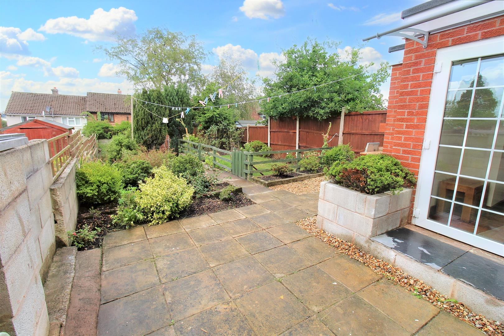 Crestway Road, Baddeley Green, Stoke-On-Trent